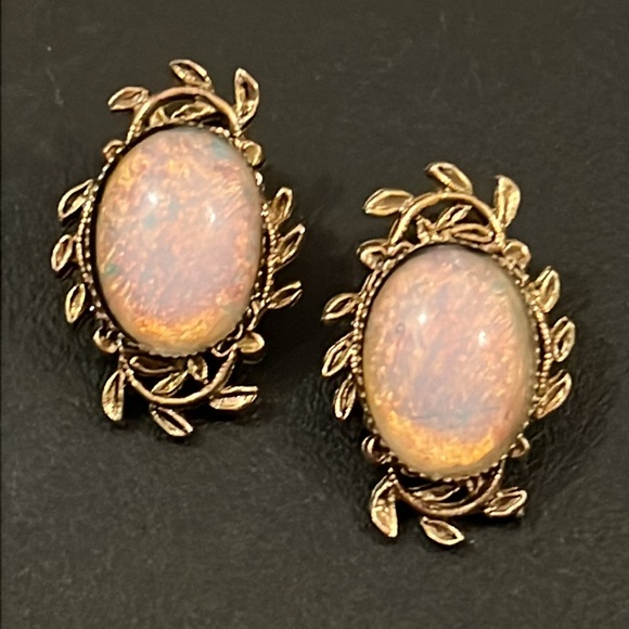 Vintage Gold Plated & Opal Glass Cabochon Set in Vines Clip Ons Earrings - Picture 2 of 7